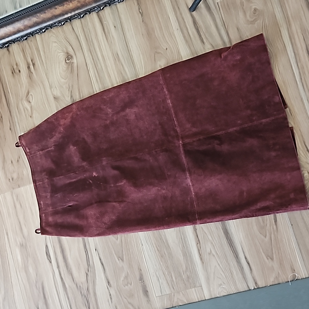 Vintage high waisted suede midi Skirt 8